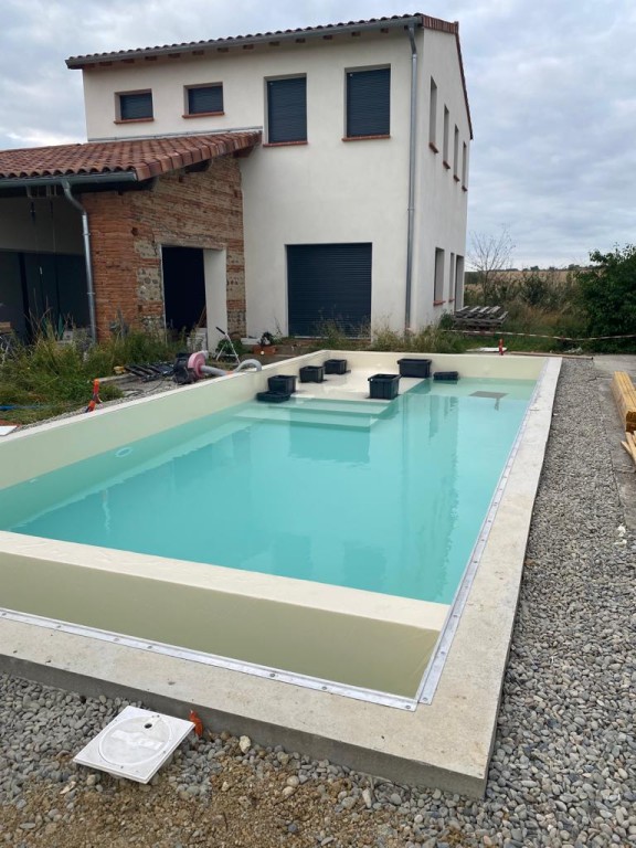 Construction de piscine à Montaut : conseils pour un projet réussi